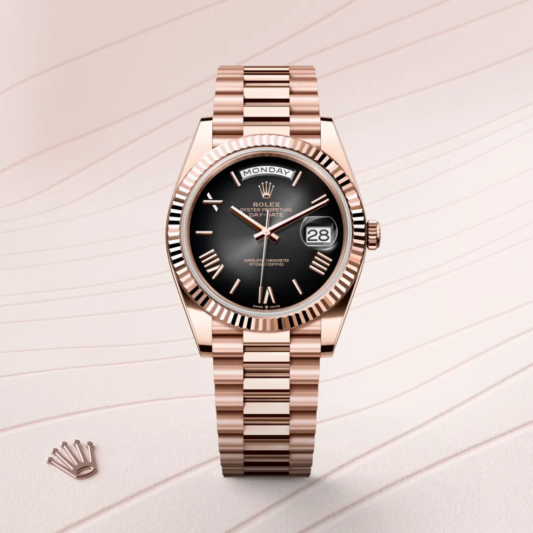 Rolex Day-Date in Oro Everose 18 ct, M228235-0055 - Verga 1947
