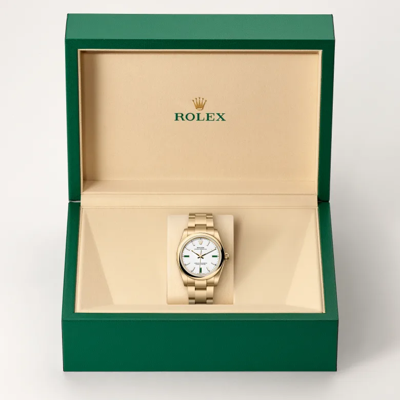 Rolex Oyster Perpetual in Oro giallo 18 ct, M124208-0002 - Verga 1947