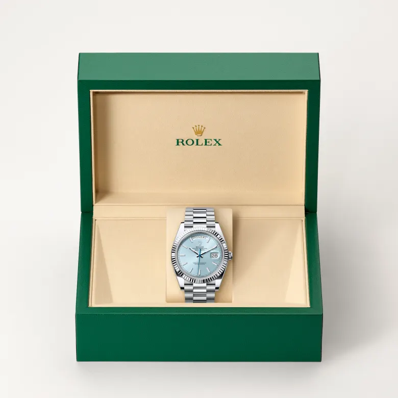 Rolex Day-Date in Platino, M228236-0018 - Verga 1947