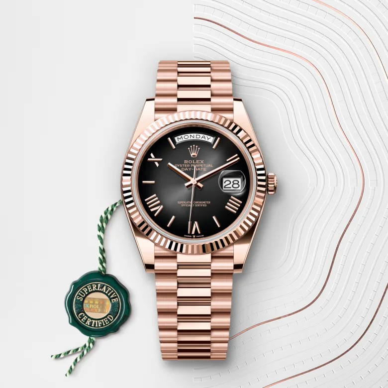 Rolex Day-Date in Oro Everose 18 ct, M228235-0055 - Verga 1947