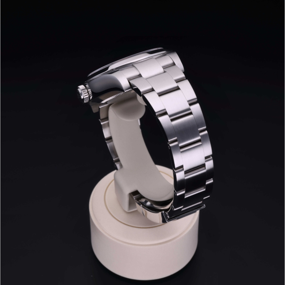 Rolex Certified Pre-Owned  40 in Steel, 116900 | Verga 1947