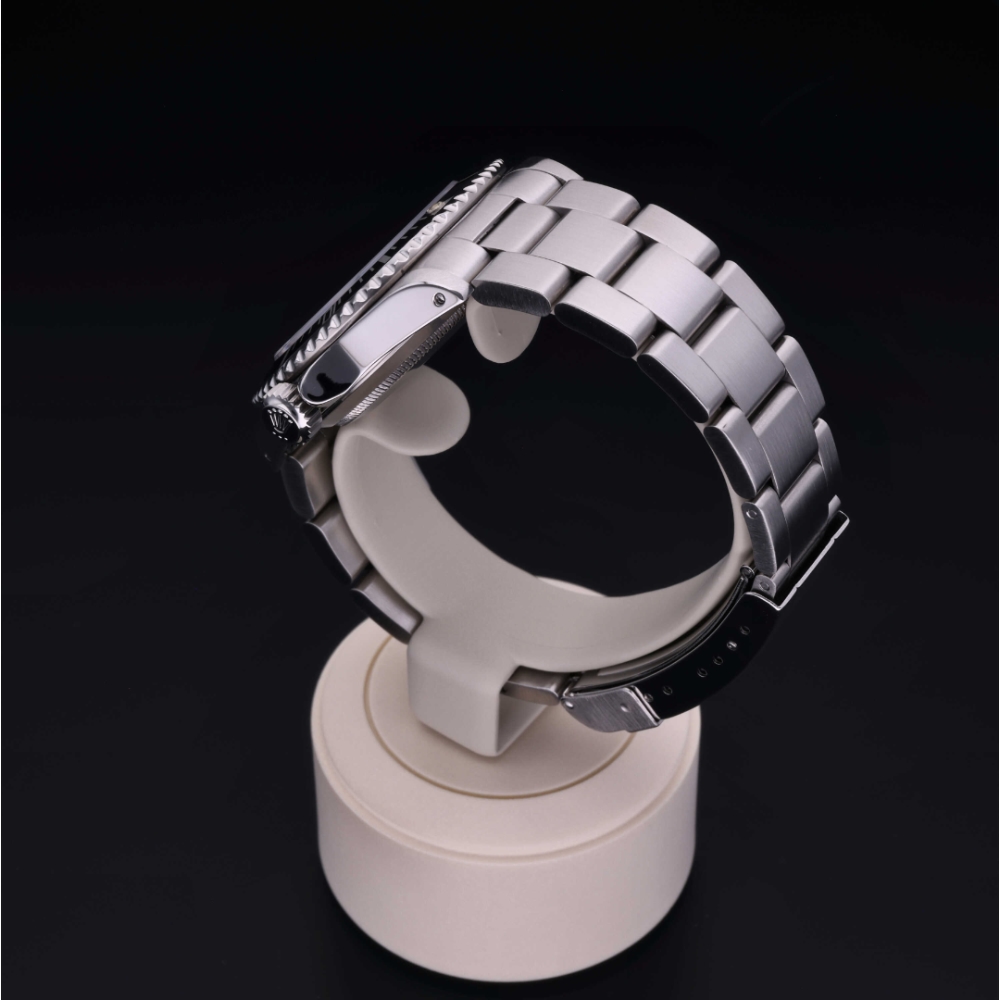 Rolex Certified Pre-Owned  40 in Steel, 14060 | Verga 1947