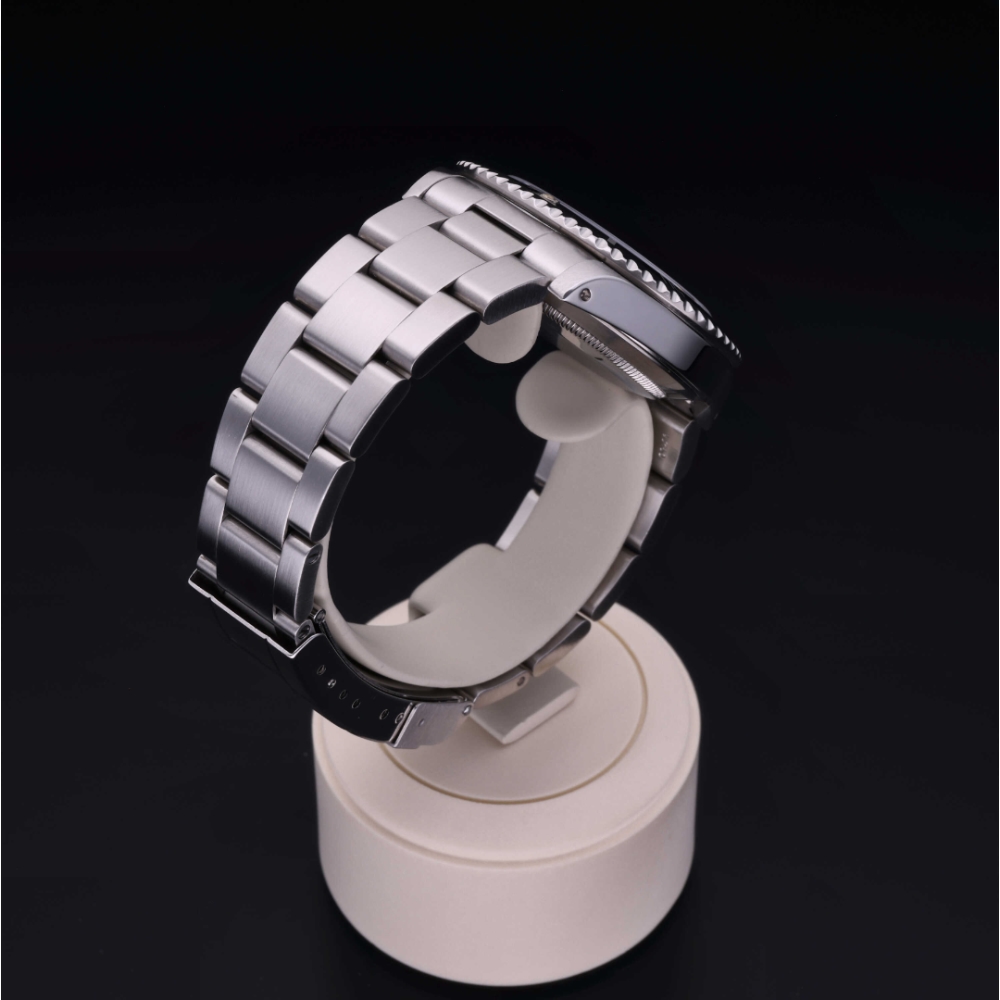 Rolex Certified Pre-Owned  40 in Steel, 14060 | Verga 1947
