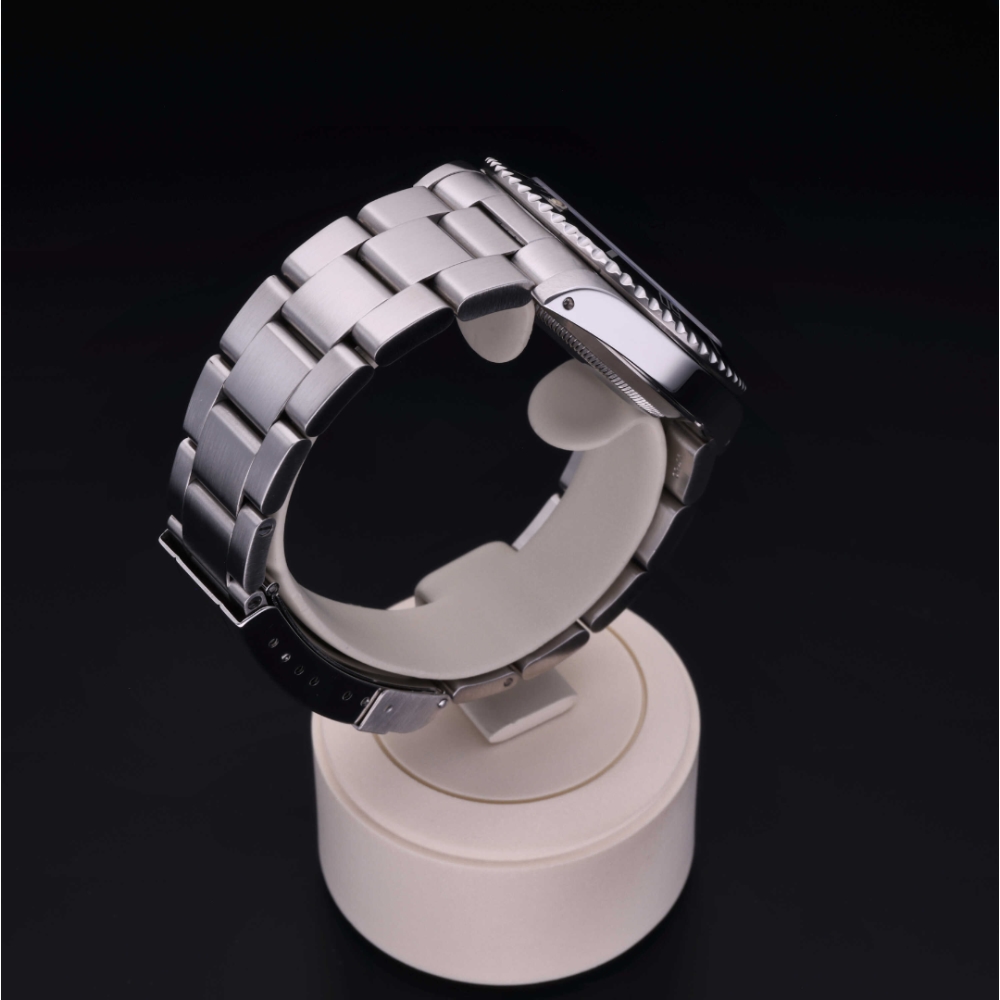 Rolex Certified Pre-Owned  40 in Steel, 14060 | Verga 1947