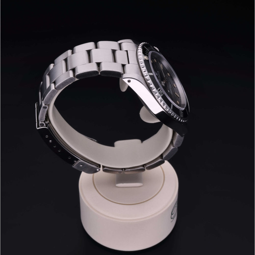 Rolex Certified Pre-Owned  40 in Steel, 14060 | Verga 1947