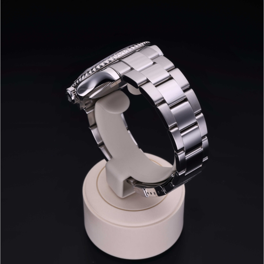 Rolex Certified Pre-Owned Oyster Perpetual 40 in Rolesium Platinum, 16622 | Verga 1947