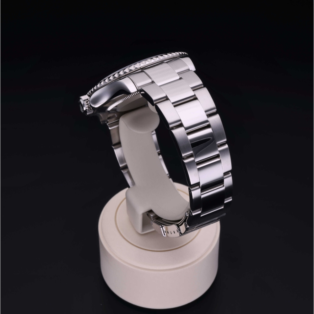 Rolex Certified Pre-Owned Oyster Perpetual 40 in Rolesium Platinum, 16622 | Verga 1947