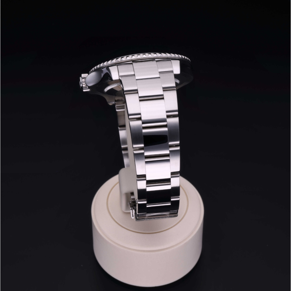 Rolex Certified Pre-Owned Oyster Perpetual 40 in Rolesium Platinum, 16622 | Verga 1947