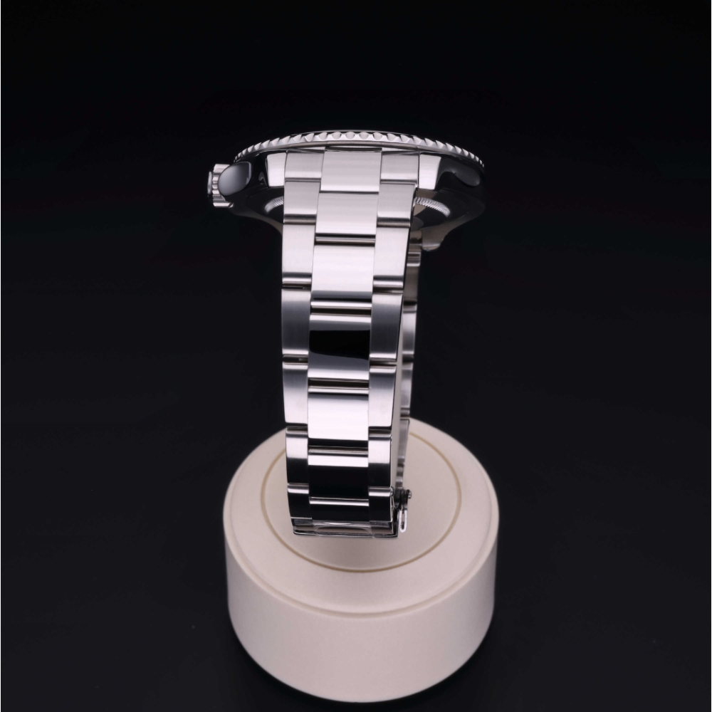 Rolex Certified Pre-Owned Oyster Perpetual 40 in Rolesium Platinum, 16622 | Verga 1947