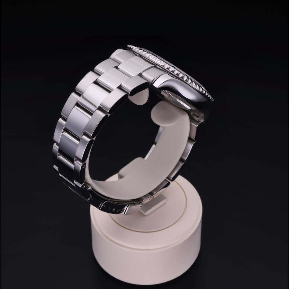 Rolex Certified Pre-Owned Oyster Perpetual 40 in Rolesium Platinum, 16622 | Verga 1947