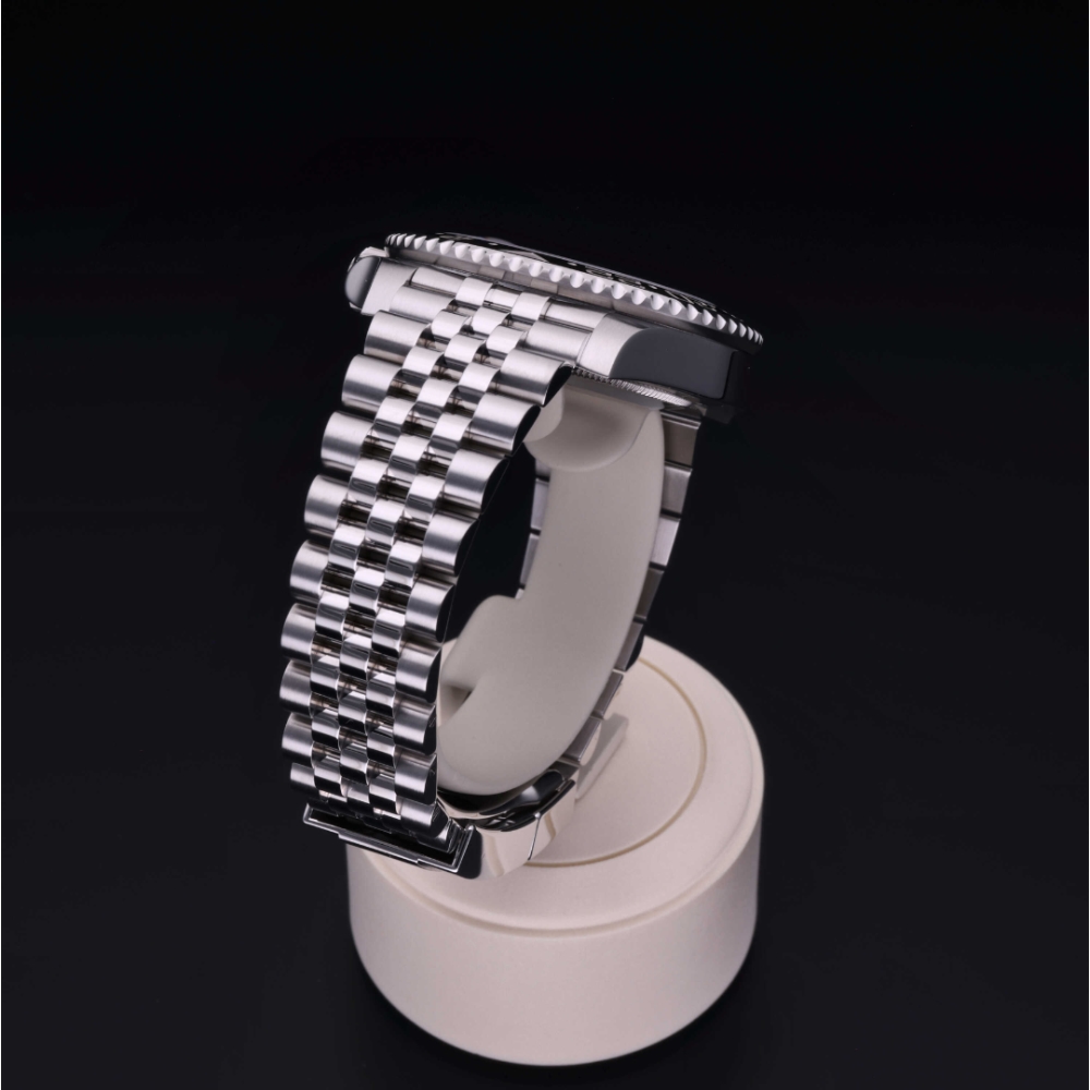 Rolex Certified Pre-Owned  40 in Steel, 126710BLNR | Verga 1947