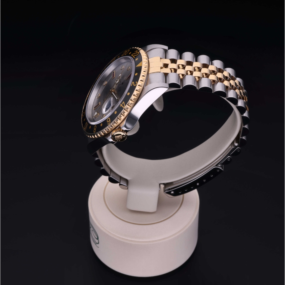 Rolex Certified Pre-Owned  40 in Rolesor 18 Carat Yellow, 16713LN | Verga 1947