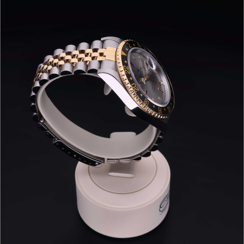 Rolex Certified Pre-Owned  40 in Rolesor 18 Carat Yellow, 16713LN | Verga 1947