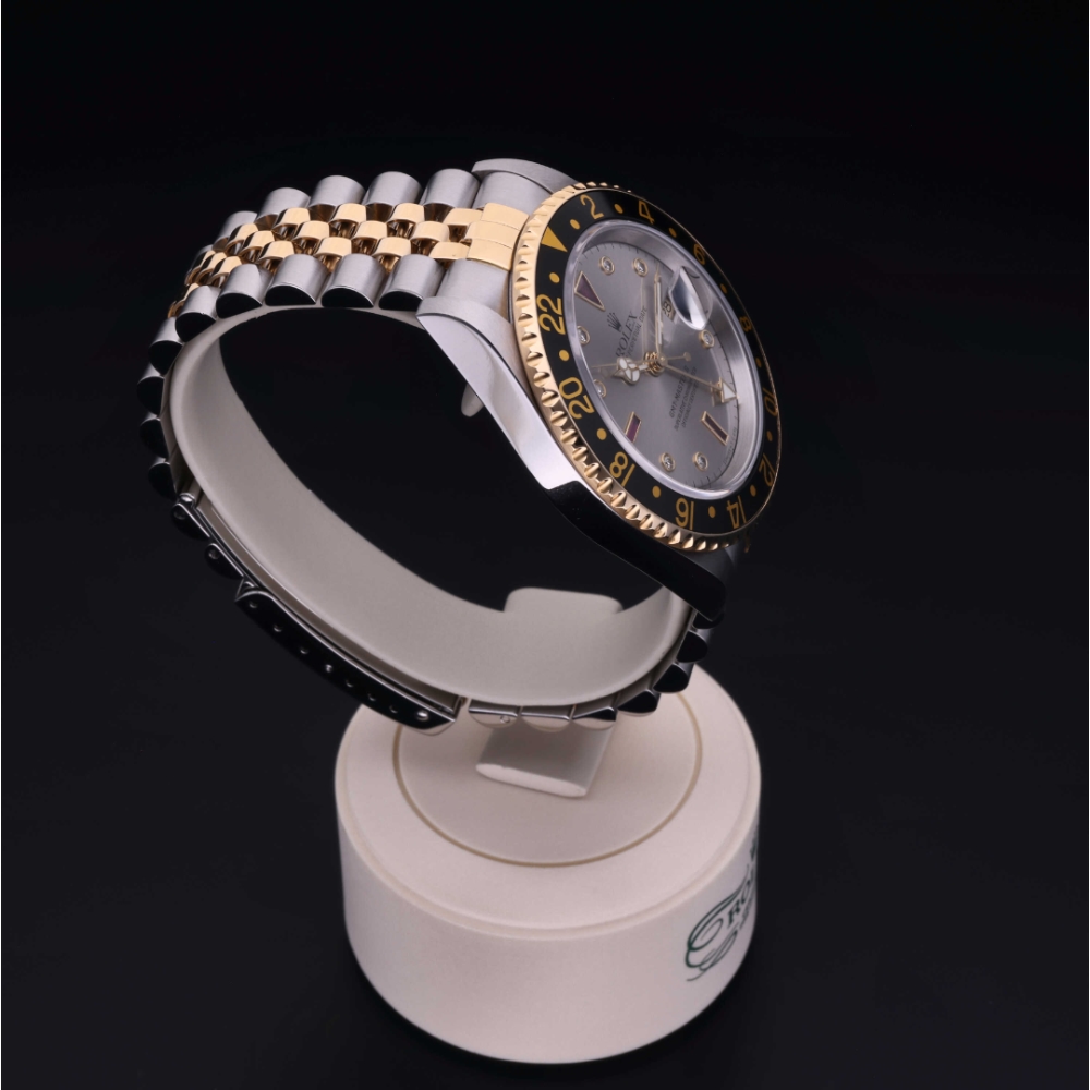 Rolex Certified Pre-Owned  40 in Rolesor 18 Carat Yellow, 16713LN | Verga 1947