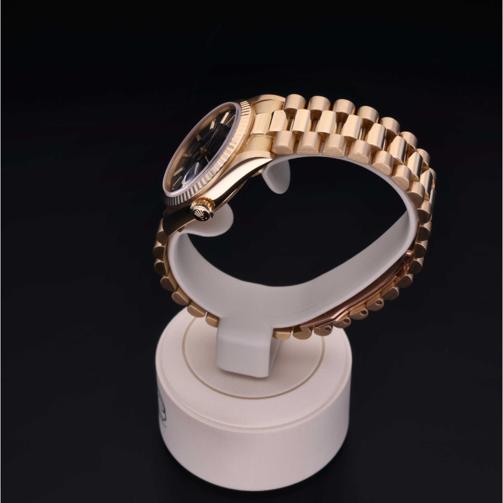 Rolex Certified Pre-Owned Oyster Perpetual 31 in Oro 18 CT.G, 68278 | Verga 1947