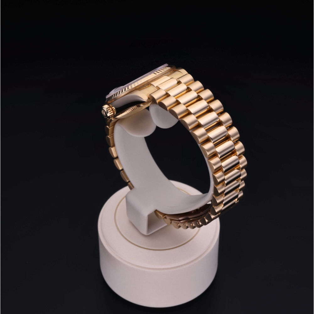 Rolex Certified Pre-Owned Oyster Perpetual 31 in Oro 18 CT.G, 68278 | Verga 1947