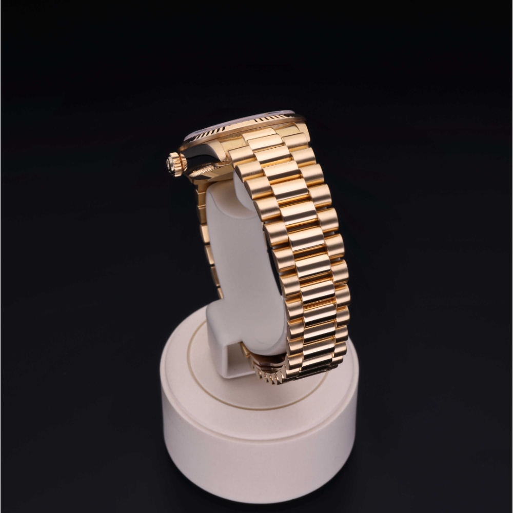 Rolex Certified Pre-Owned Oyster Perpetual 31 in Oro 18 CT.G, 68278 | Verga 1947