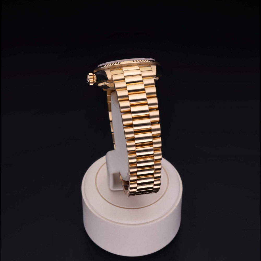Rolex Certified Pre-Owned Oyster Perpetual 31 in Oro 18 CT.G, 68278 | Verga 1947