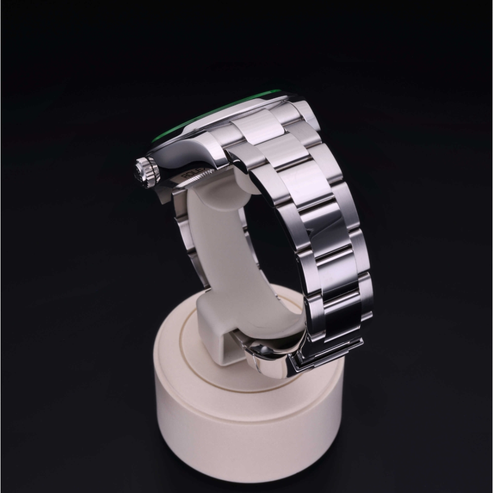Rolex Certified Pre-Owned  40 in Acciaio, 116400GV | Verga 1947