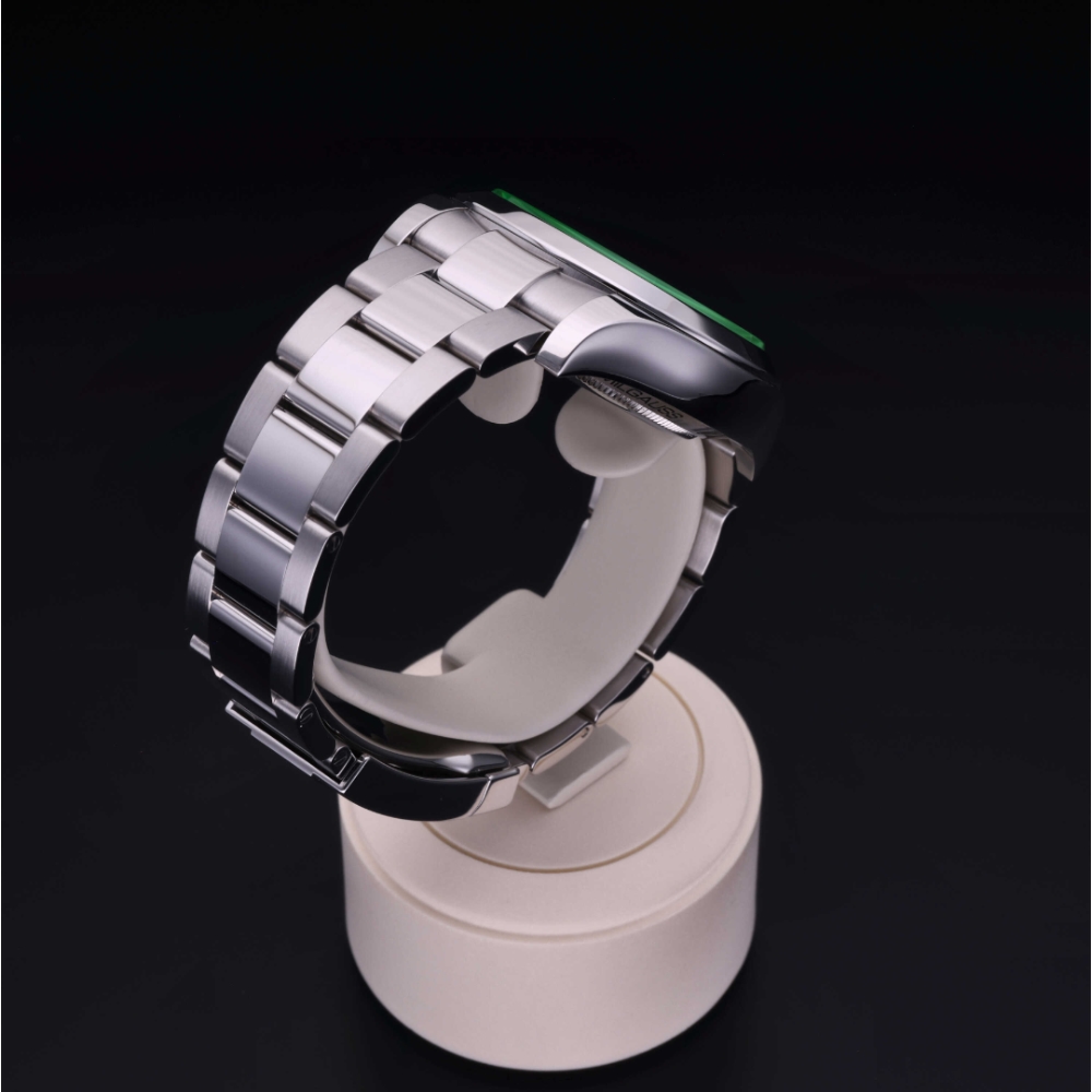 Rolex Certified Pre-Owned  40 in Acciaio, 116400GV | Verga 1947