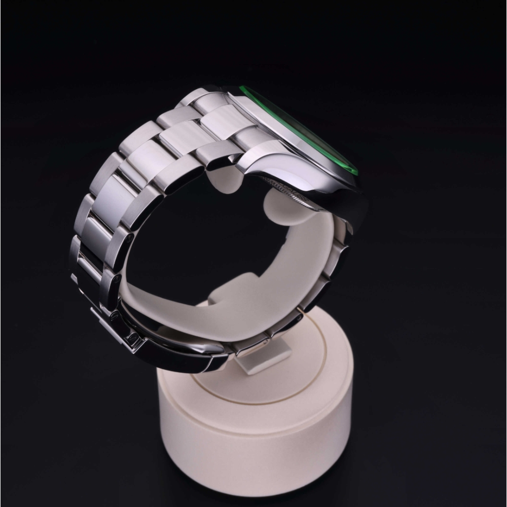 Rolex Certified Pre-Owned  40 in Acciaio, 116400GV | Verga 1947