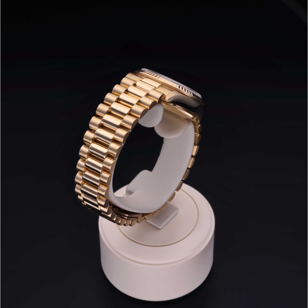 Rolex Certified Pre-Owned  31 in Oro 18 CT.G, 68278 | Verga 1947