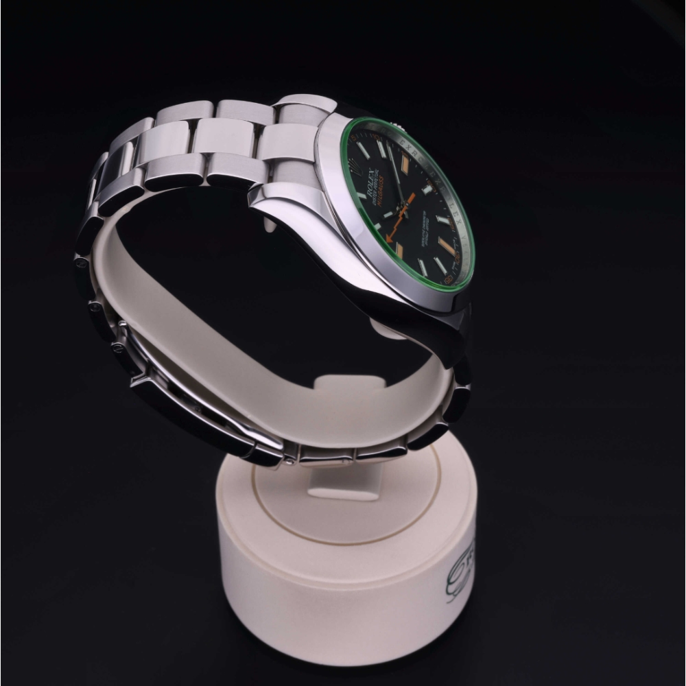 Rolex Certified Pre-Owned  40 in Steel, 116400GV | Verga 1947