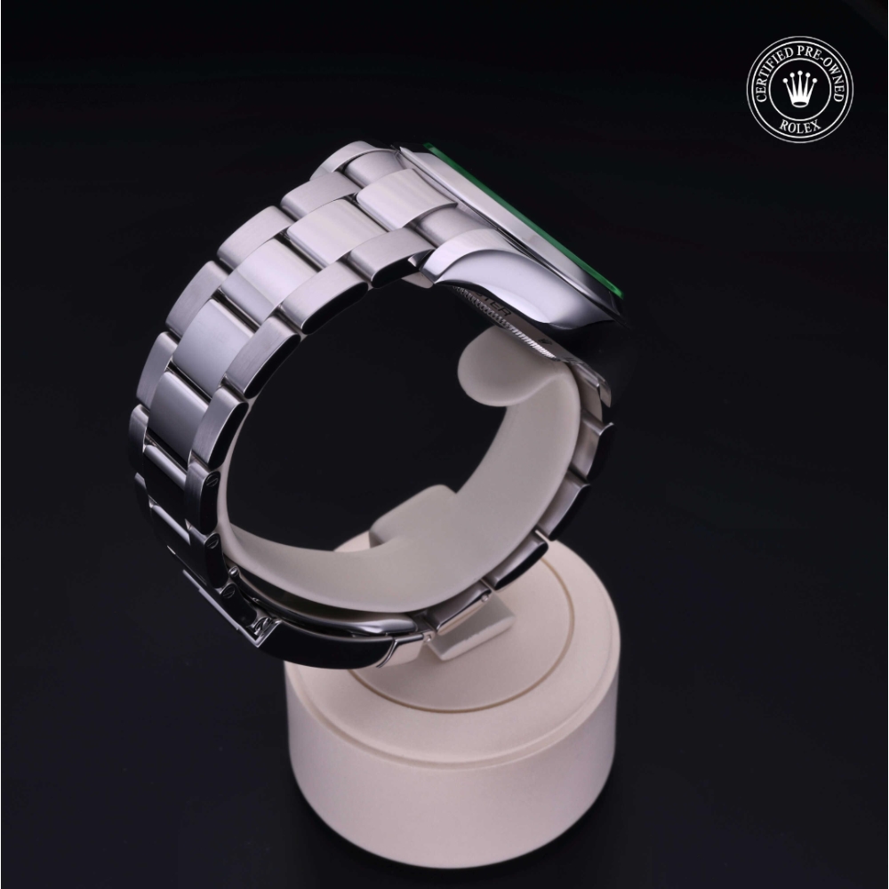  Certified Pre-Owned with 40 mm from 2009