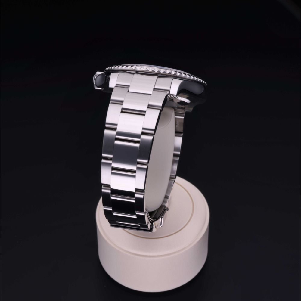 Rolex Certified Pre-Owned Oyster Perpetual 40 in Rolesium Platinum, 16622 | Verga 1947
