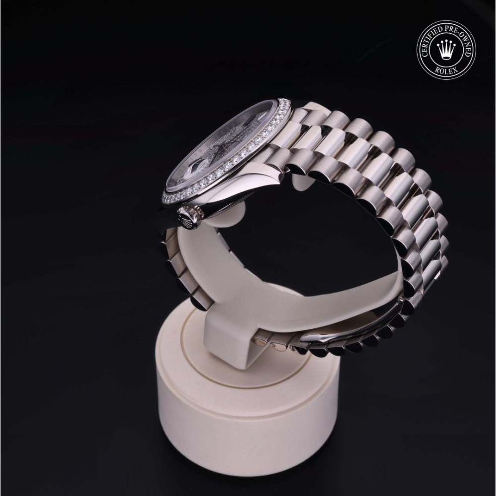 Rolex Certified Pre-Owned Oyster Perpetual 40 in Gold 18 Carat White, 228349RBR | Verga 1947