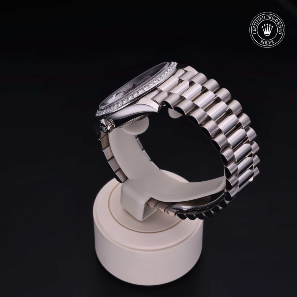 Rolex Certified Pre-Owned Oyster Perpetual 40 in Gold 18 Carat White, 228349RBR | Verga 1947