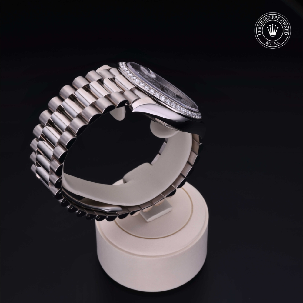 Rolex Certified Pre-Owned Oyster Perpetual 40 in Gold 18 Carat White, 228349RBR | Verga 1947
