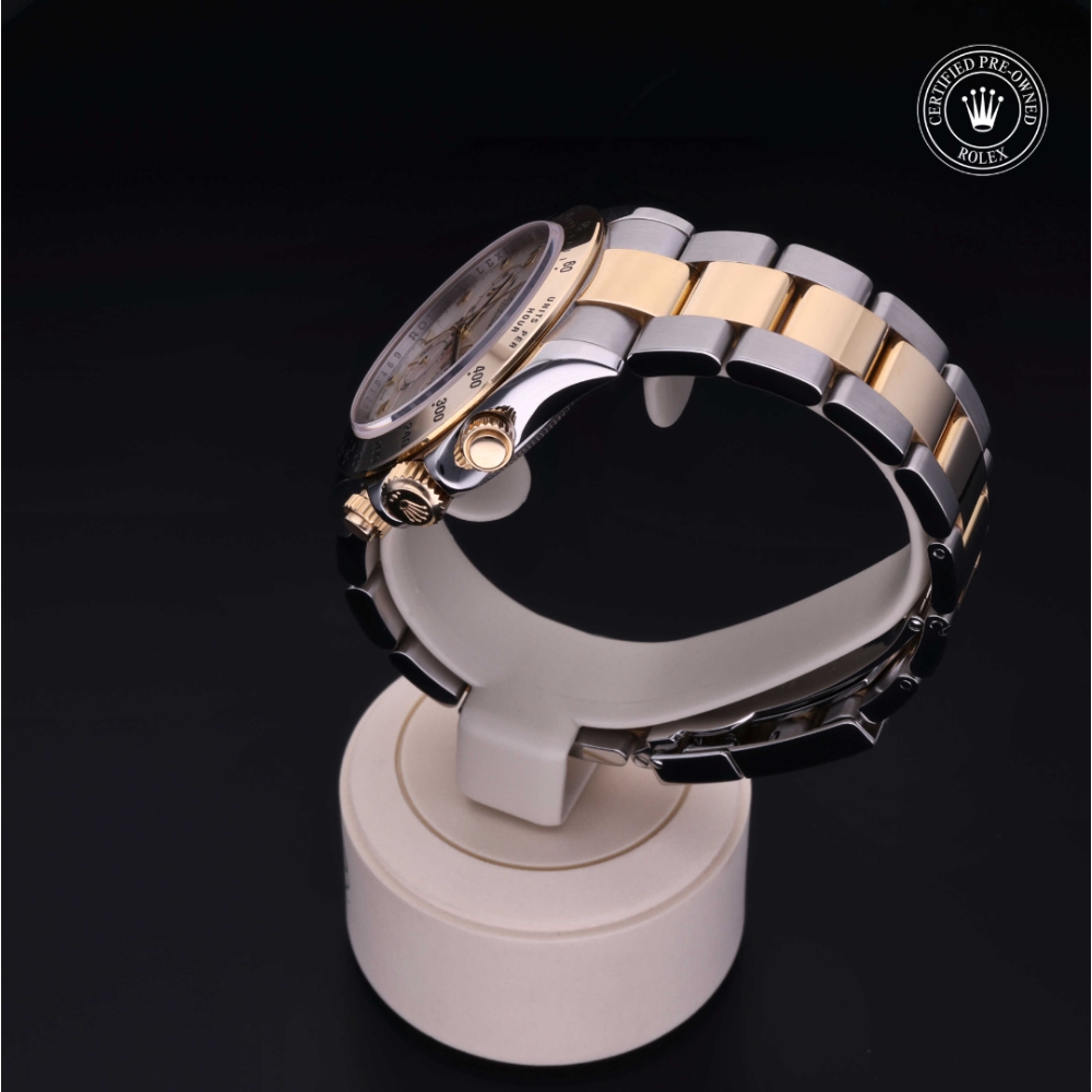 Rolex Certified Pre-Owned Oyster Perpetual 40 in Rolesor 18 Carat Yellow, 116523 | Verga 1947