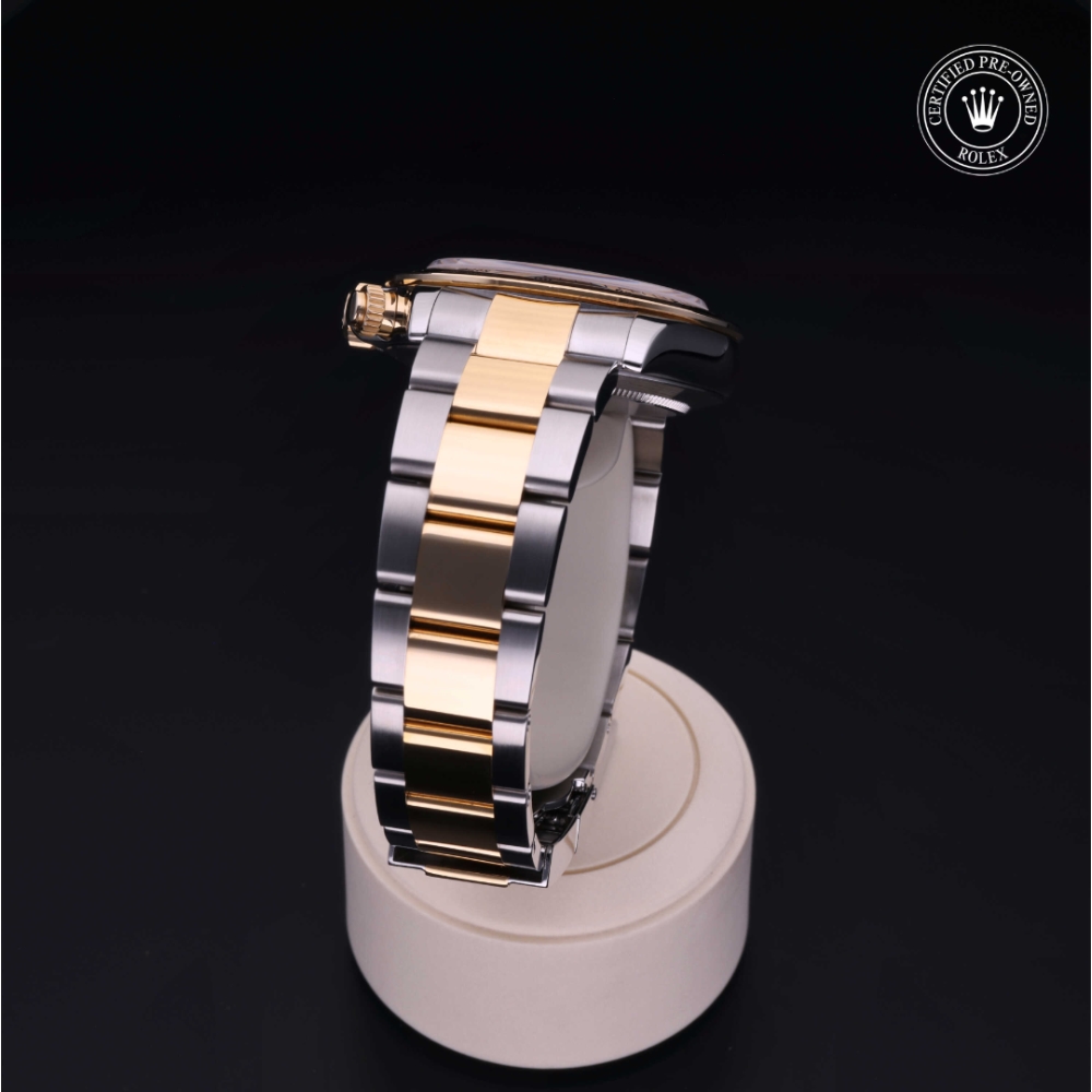 Rolex Certified Pre-Owned Oyster Perpetual 40 in Rolesor 18 Carat Yellow, 116523 | Verga 1947