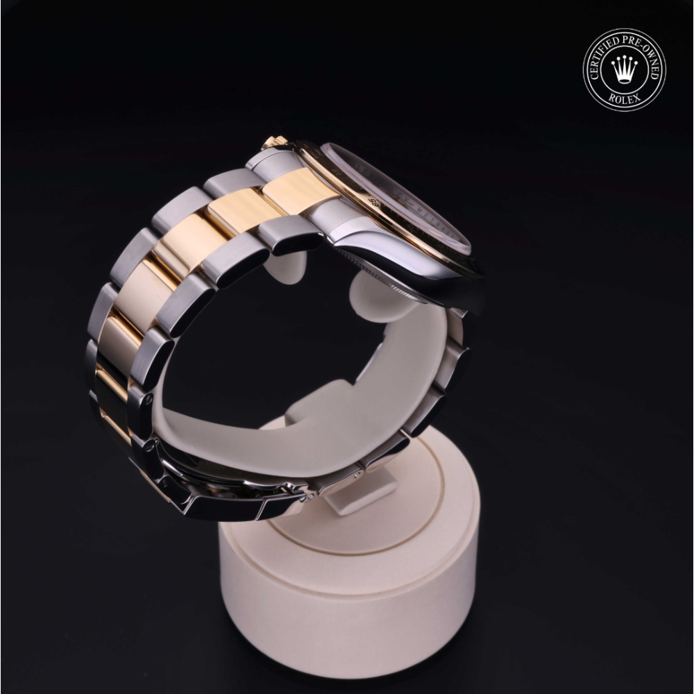 Rolex Certified Pre-Owned Oyster Perpetual 40 in Rolesor 18 Carat Yellow, 116523 | Verga 1947
