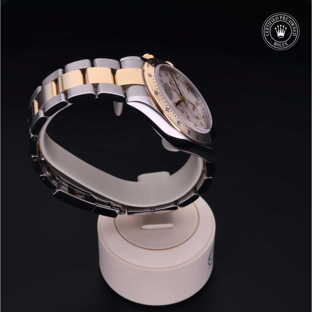 Rolex Certified Pre-Owned Oyster Perpetual 40 in Rolesor 18 Carat Yellow, 116523 | Verga 1947