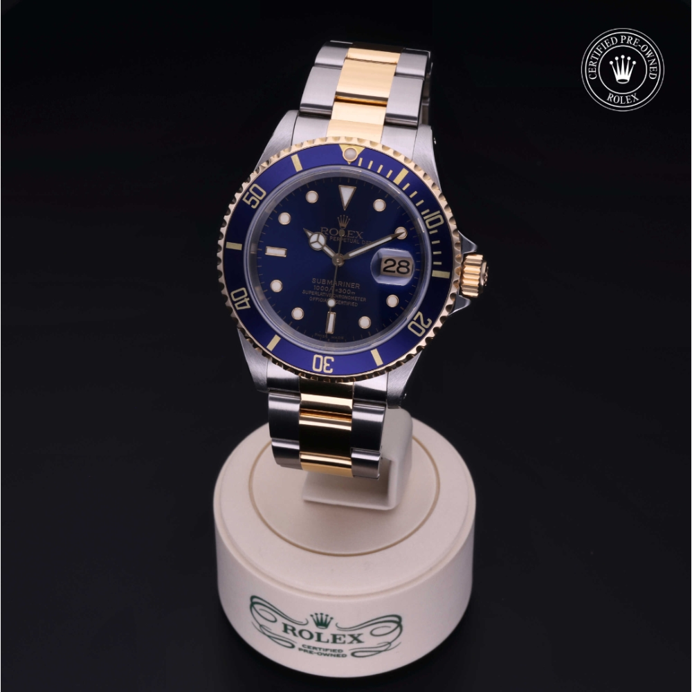 Rolex Certified Pre-Owned Oyster Perpetual 40 in Rolesor 18 Carat Yellow, 16613 | Verga 1947