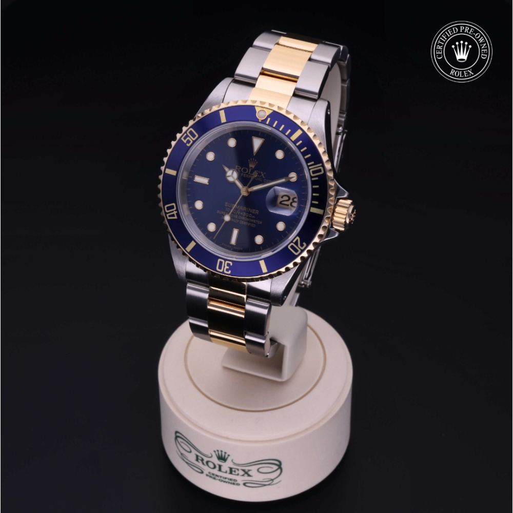 Rolex Certified Pre-Owned Oyster Perpetual 40 in Rolesor 18 Carat Yellow, 16613 | Verga 1947