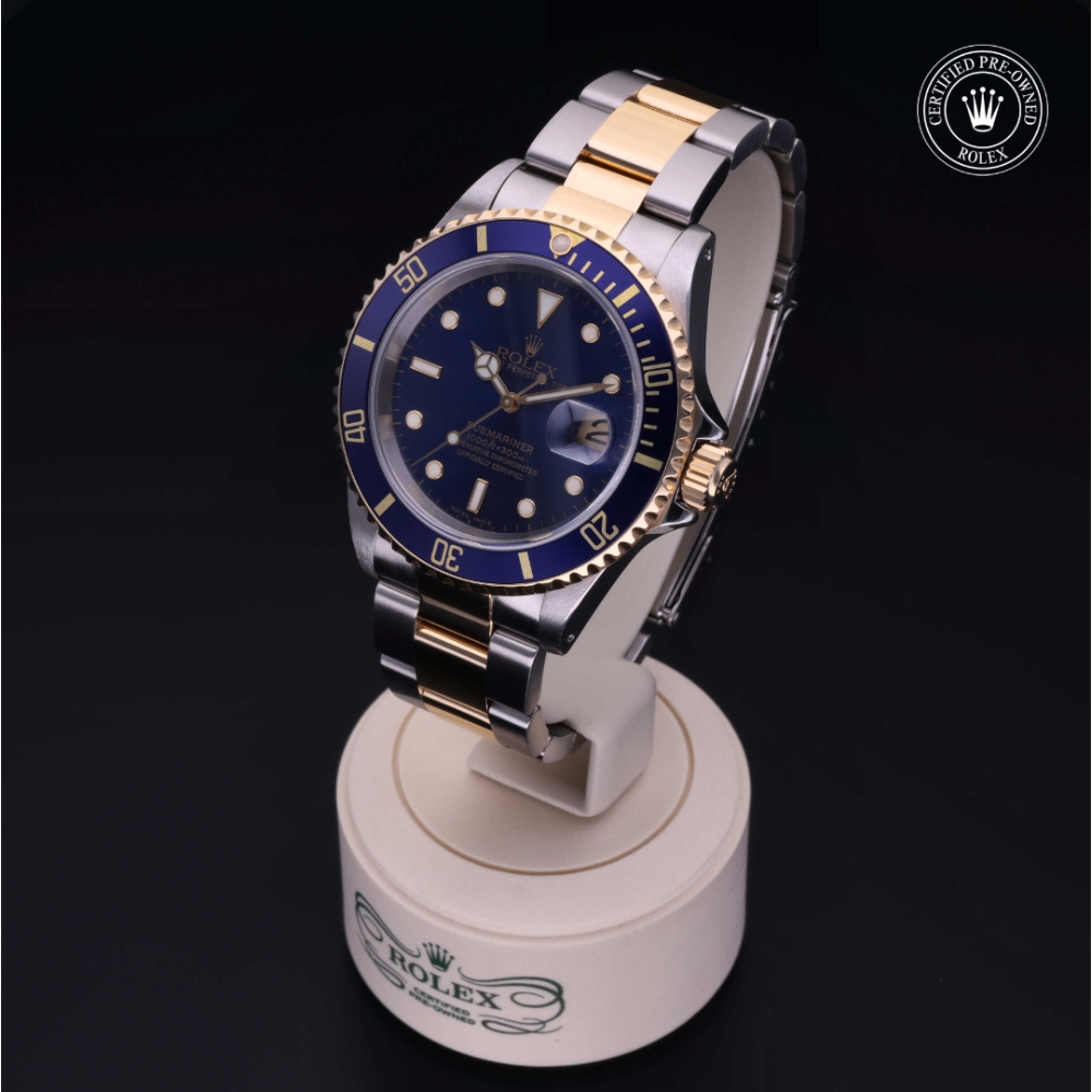 Rolex Certified Pre-Owned Oyster Perpetual 40 in Rolesor 18 Carat Yellow, 16613 | Verga 1947