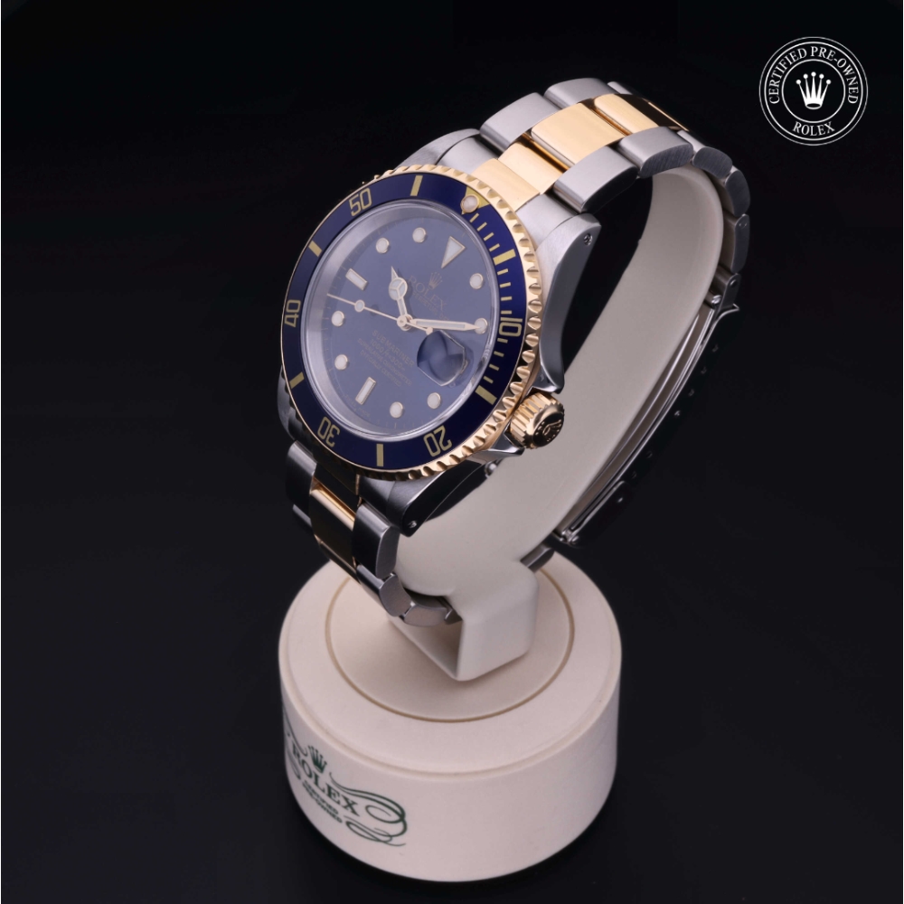 Rolex Certified Pre-Owned Oyster Perpetual 40 in Rolesor 18 Carat Yellow, 16613 | Verga 1947