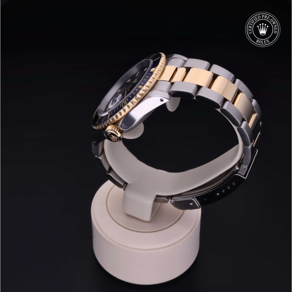 Rolex Certified Pre-Owned Oyster Perpetual 40 in Rolesor 18 Carat Yellow, 16613 | Verga 1947