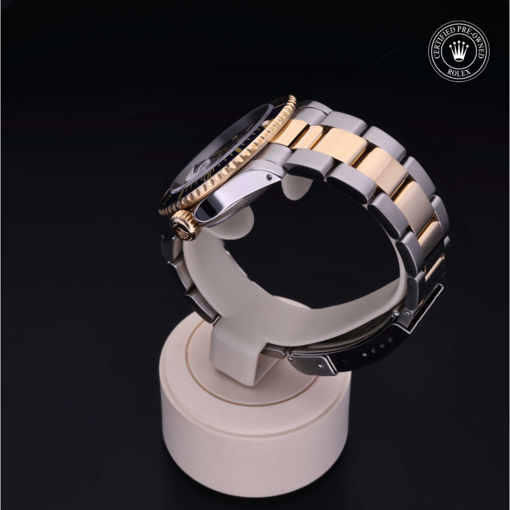 Rolex Certified Pre-Owned Oyster Perpetual 40 in Rolesor 18 Carat Yellow, 16613 | Verga 1947