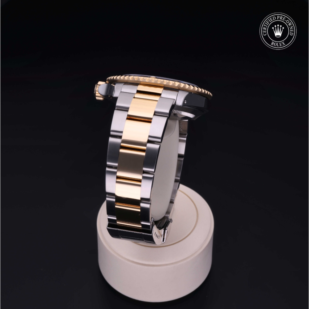 Rolex Certified Pre-Owned Oyster Perpetual 40 in Rolesor 18 Carat Yellow, 16613 | Verga 1947