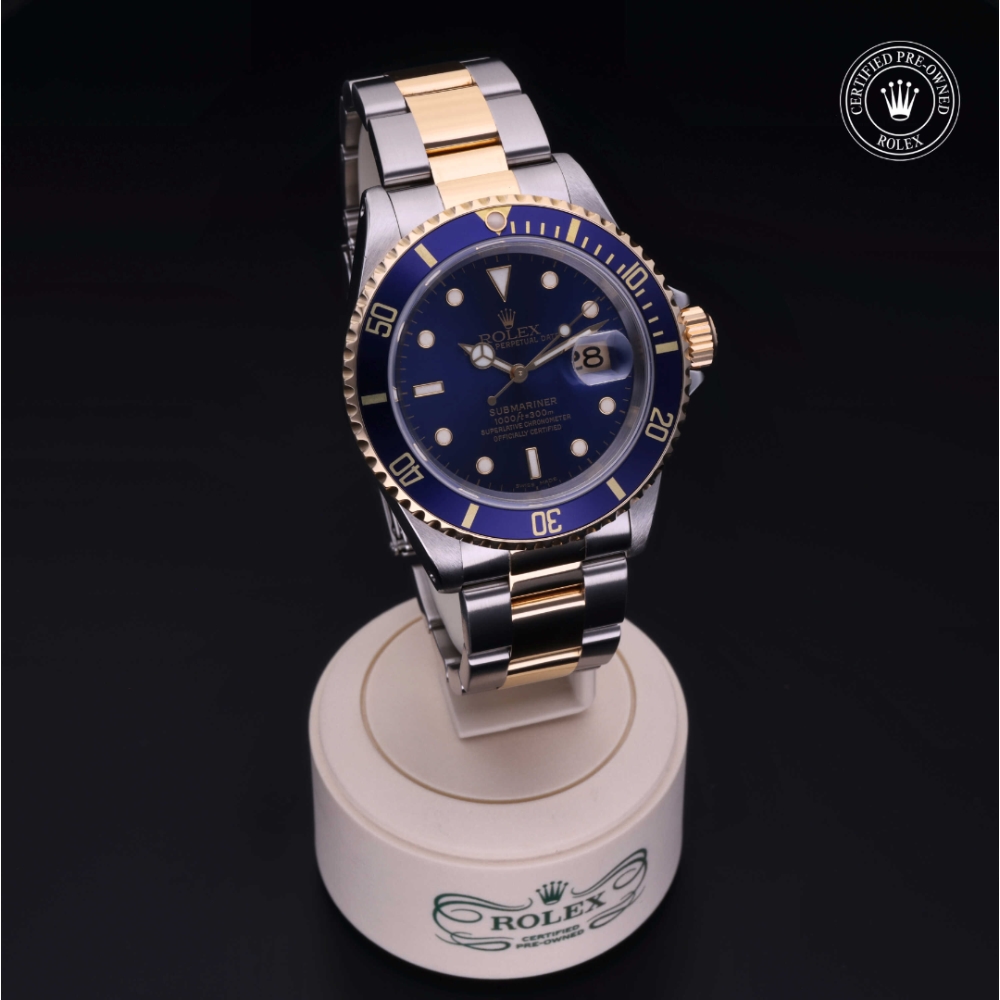 Rolex Certified Pre-Owned Oyster Perpetual 40 in Rolesor 18 Carat Yellow, 16613 | Verga 1947
