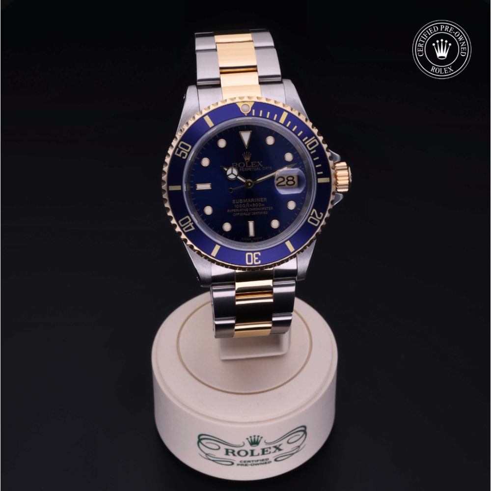 Rolex Certified Pre-Owned Oyster Perpetual 40 in Rolesor 18 Carat Yellow, 16613 | Verga 1947