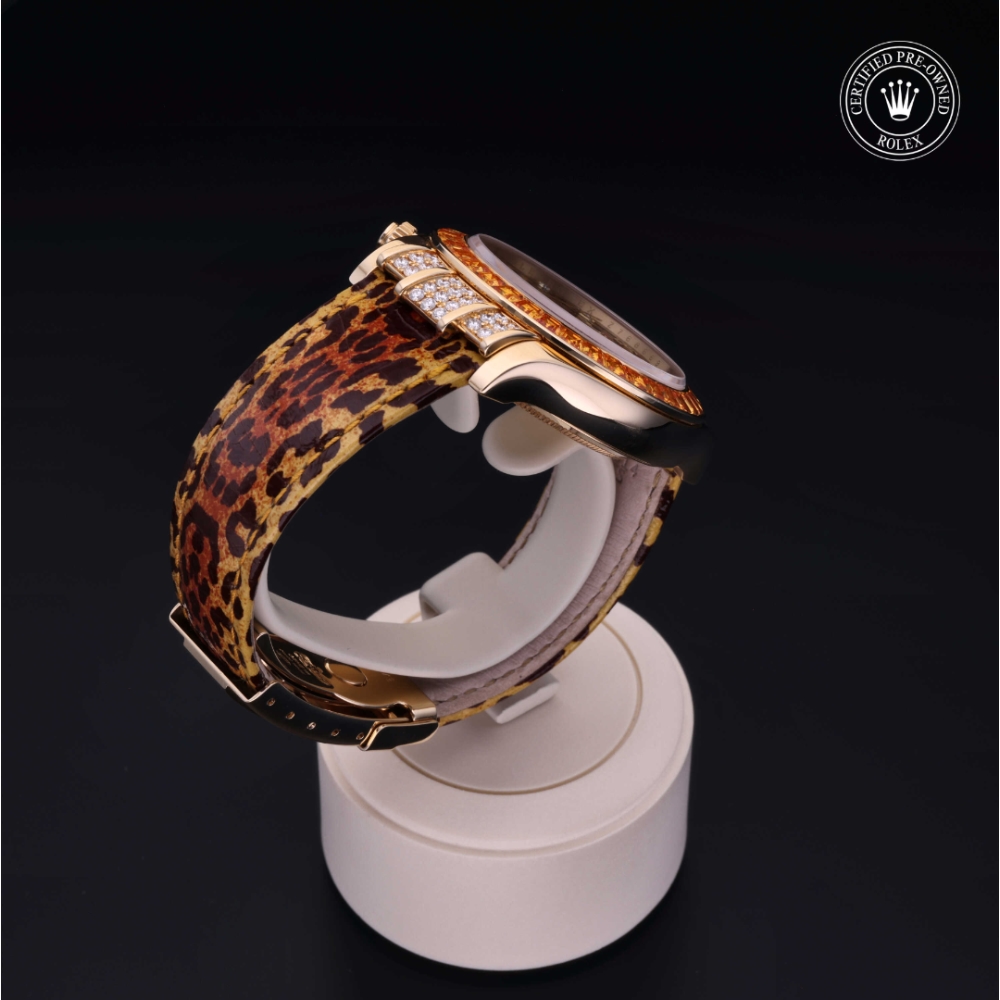 Rolex Certified Pre-Owned Oyster Perpetual 40 in Gold 18 Carat Yellow, 116598SACO | Verga 1947