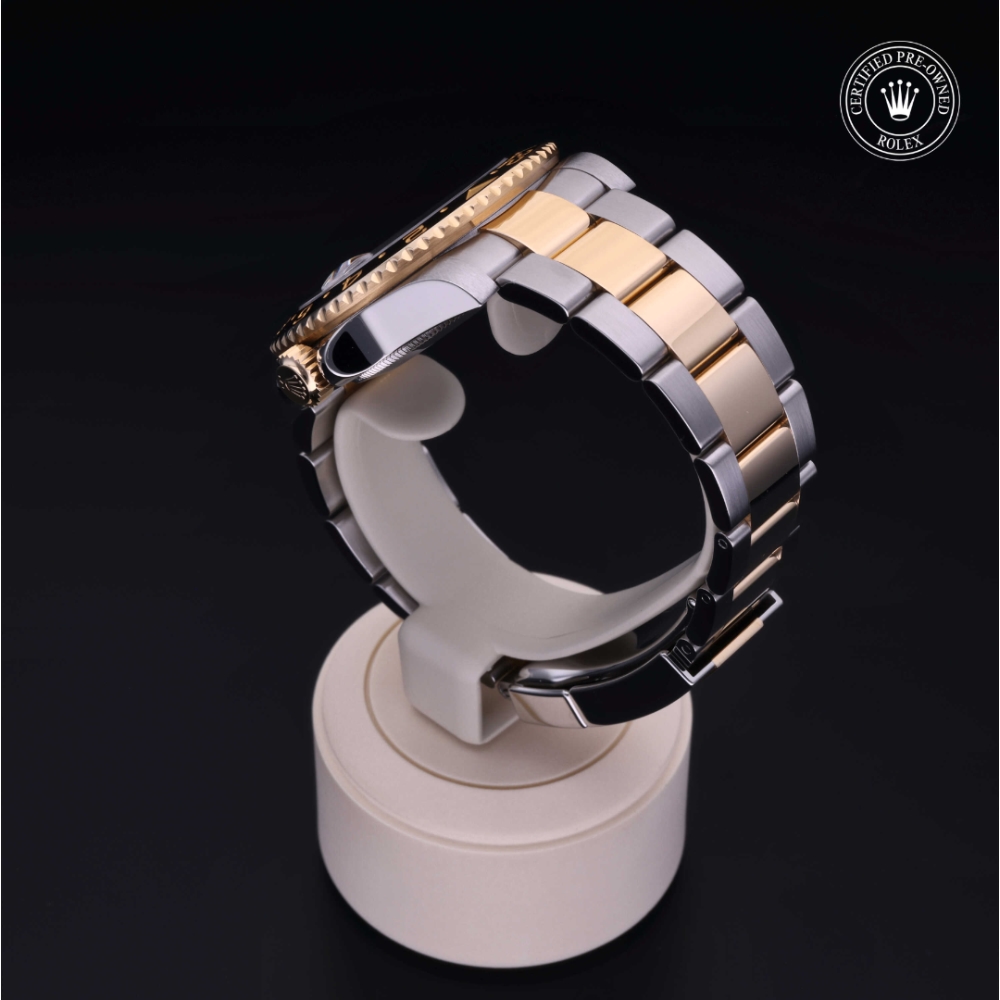 Rolex Certified Pre-Owned Oyster Perpetual 40 in Acciaio/oro G, 116713LN | Verga 1947