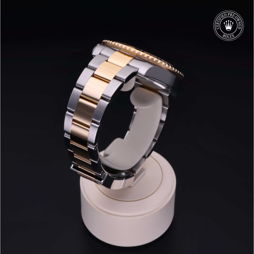 Rolex Certified Pre-Owned Oyster Perpetual 40 in Acciaio/oro G, 116713LN | Verga 1947