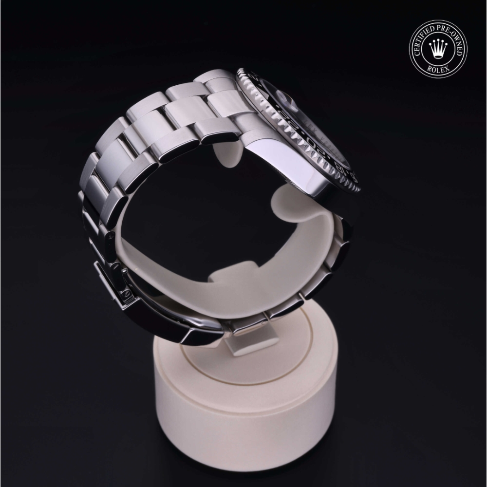 Rolex Certified Pre-Owned Oyster Perpetual 40 in Acciaio, 116710LN | Verga 1947
