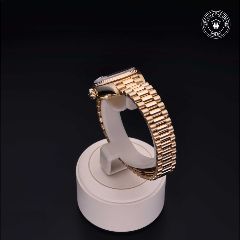 Rolex Certified Pre-Owned Oyster Perpetual 26 in Oro 18 CT.G, 69178 | Verga 1947